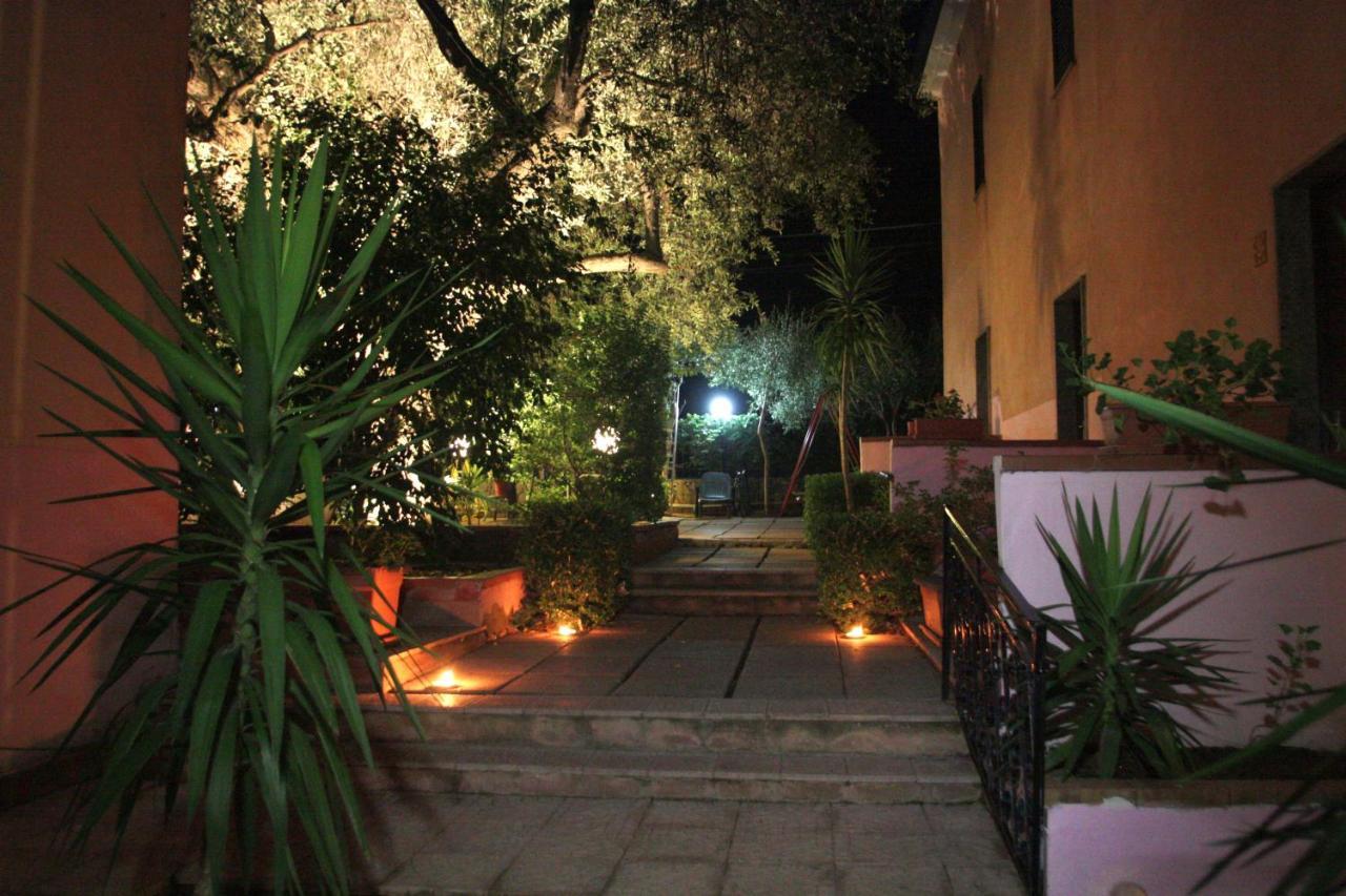 Hotel Santaclara كاميروتا المظهر الخارجي الصورة