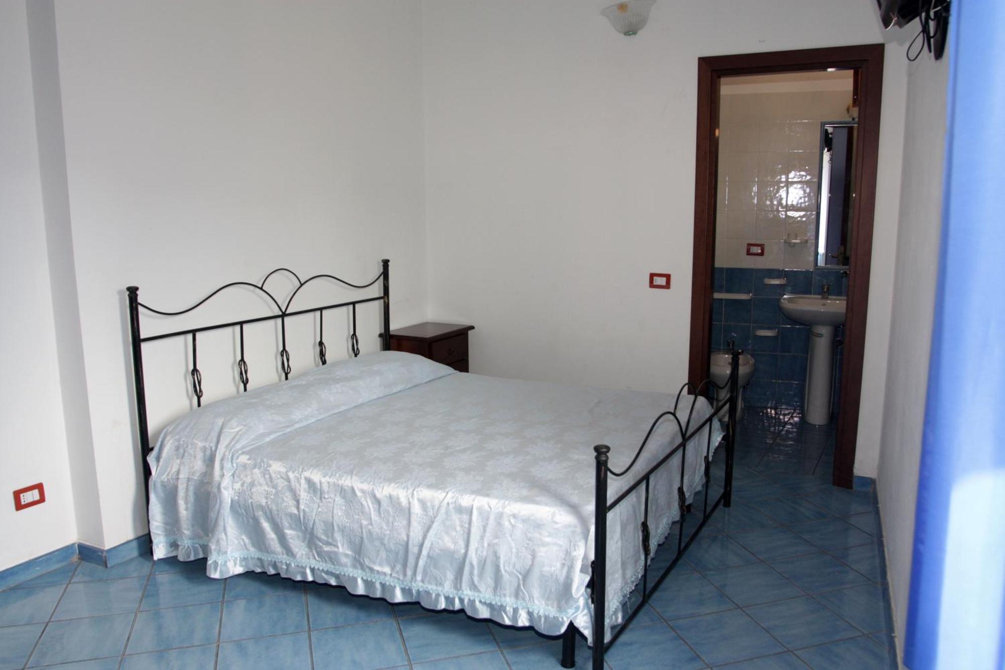 Hotel Santaclara كاميروتا المظهر الخارجي الصورة